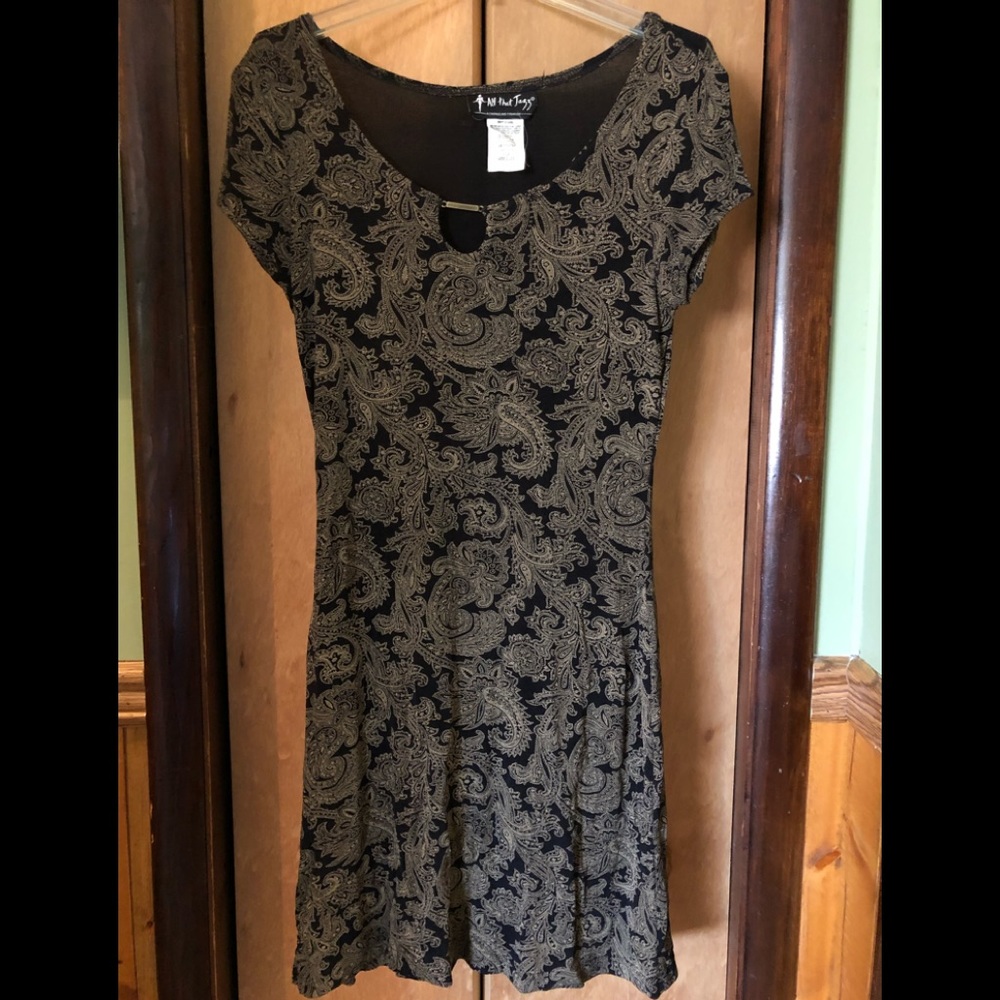 Women’s dress